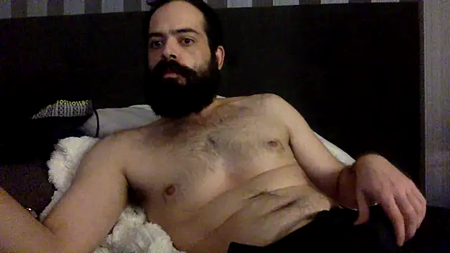 guccititi online show from 09/29/25, 10:42