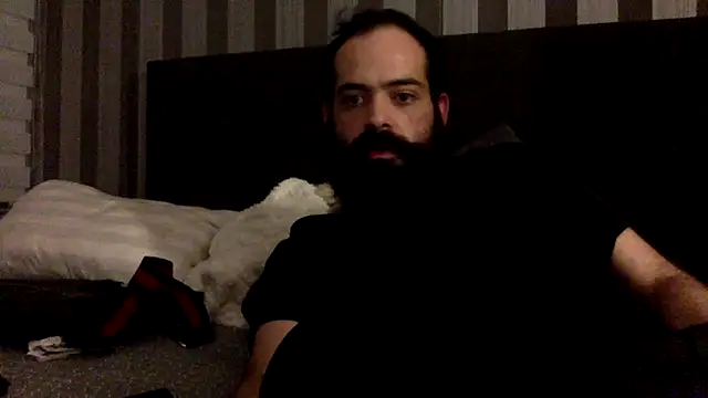 guccititi online show from 10/01/25, 02:39