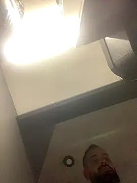 guccititi online show from 10/24/25, 06:43