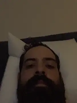 guccititi online show from 12/17/25, 04:18