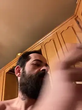 guccititi online show from 12/18/25, 07:36