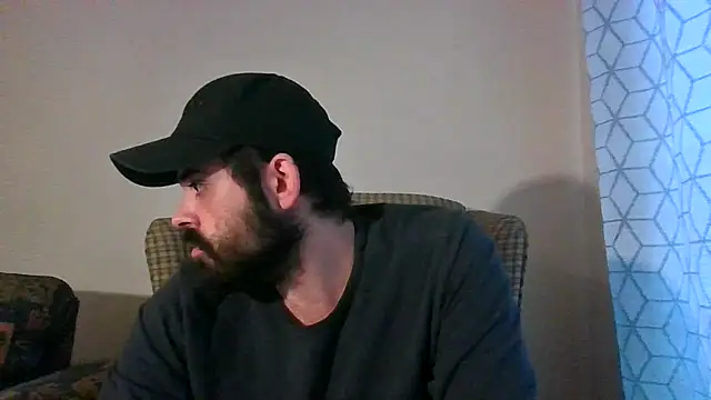 guccititi online show from 02/17/26, 08:15