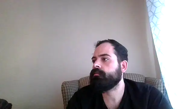 guccititi online show from 04/19/26, 09:28