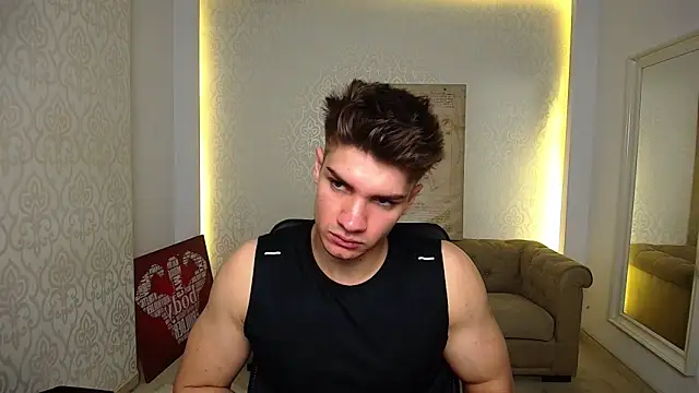 Snapshot of MaxKaiden chatting on 10/13/25, 05:40 MaxKaiden online show from 10/13/25, 05:40