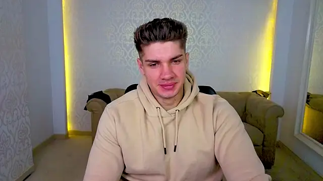 MaxKaiden online show from 04/21/26, 05:25