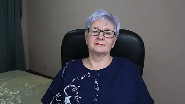 Sandra Snowflake online show from 03/17/25, 04:29