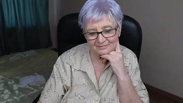 Sandra Snowflake online show from 03/21/25, 10:39