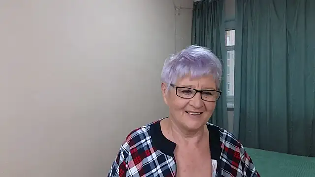 Sandra Snowflake online show from 09/25/25, 03:54