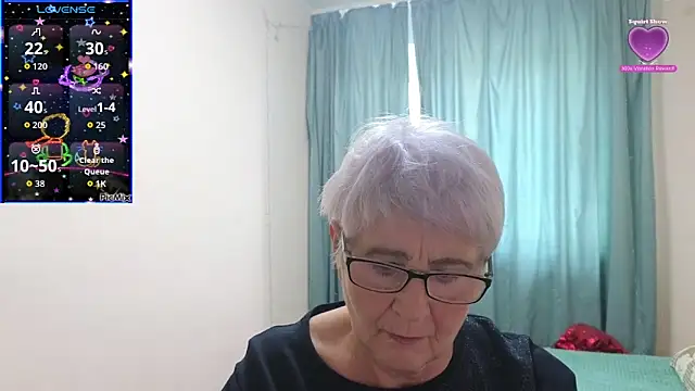 Sandra Snowflake online show from 10/05/25, 09:29