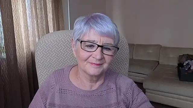 Sandra Snowflake online show from 10/07/25, 10:12