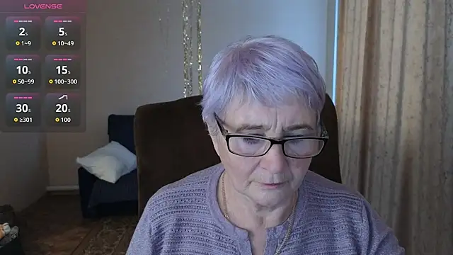 Snapshot of Sandra_Snowflake chatting on 01/07/26, 12:29 Sandra Snowflake online show from 01/07/26, 12:29