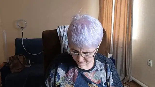 Sandra Snowflake online show from 04/10/26, 04:17