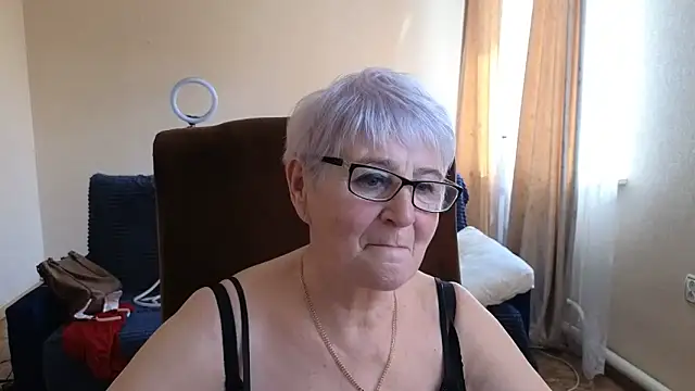 Sandra Snowflake online show from 04/23/26, 12:29