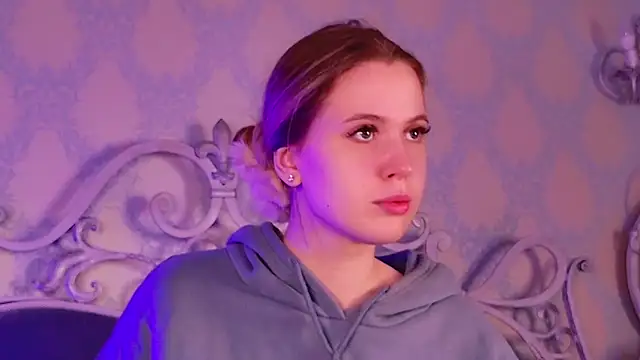 BECKI VRES online show from 10/30/25, 08:31