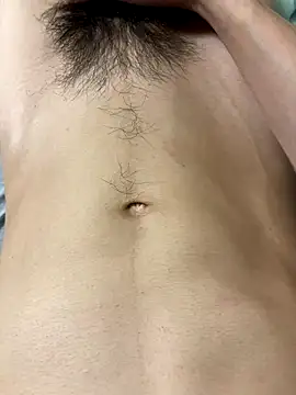 Snapshot of tsune694 chatting on 09/16/25, 03:46 tsune694 online show from 09/16/25, 03:46