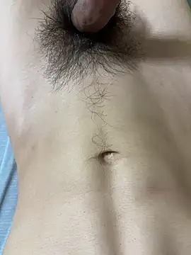 Snapshot of tsune694 chatting on 10/05/25, 03:43 tsune694 online show from 10/05/25, 03:43