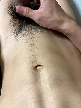 Snapshot of tsune694 chatting on 10/09/25, 03:10 tsune694 online show from 10/09/25, 03:10