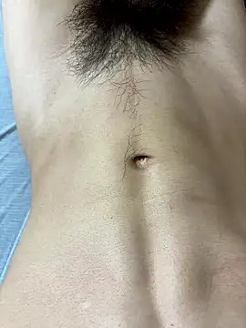 Snapshot of tsune694 chatting on 10/15/25, 02:50 tsune694 online show from 10/15/25, 02:50