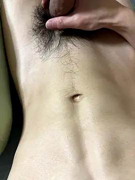 Snapshot of tsune694 chatting on 10/17/25, 03:47 tsune694 online show from 10/17/25, 03:47