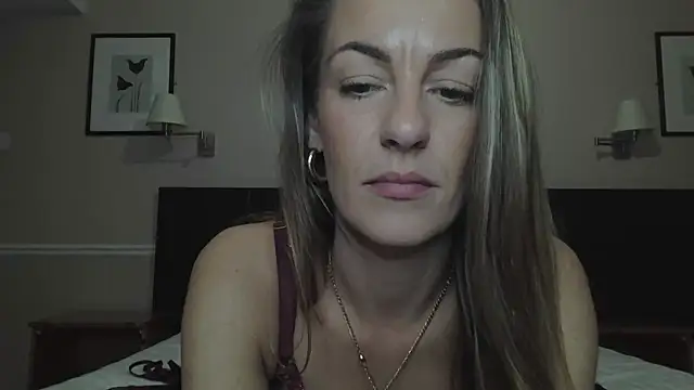 Edenfox- online show from 03/17/25, 04:33