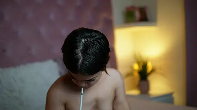 MaiaMini online show from 09/15/25, 08:14