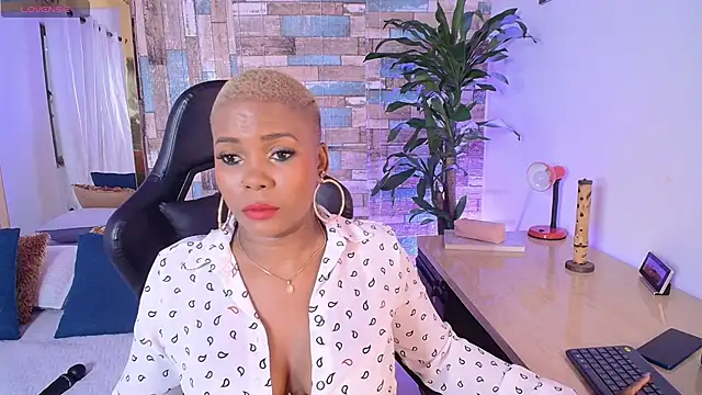 DashaSousaa online show from 03/03/26, 12:44