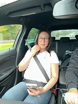 Snapshot of AvaFlowers6 chatting on 10/09/25, 07:28 AvaFlowers6 online show from 10/09/25, 07:28