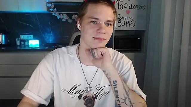 Snapshot of yourlildemon chatting on 03/23/26, 05:17 yourlildemon online show from 03/23/26, 05:17