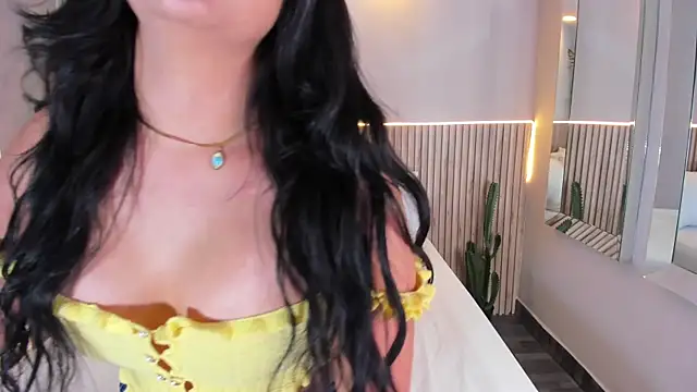 GeorginaReyes online show from 11/26/25, 10:44