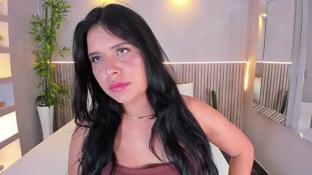 GeorginaReyes online show from 12/02/25, 10:49