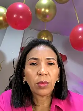 Snapshot of Mrsvictoriaaa chatting on 02/18/25, 02:38 Mrsvictoriaaa online show from 02/18/25, 02:38