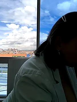Snapshot of Mrsvictoriaaa chatting on 03/21/25, 03:57 Mrsvictoriaaa online show from 03/21/25, 03:57