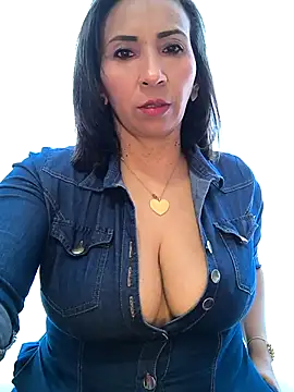 Snapshot of Mrsvictoriaaa chatting on 10/01/25, 07:31 Mrsvictoriaaa online show from 10/01/25, 07:31