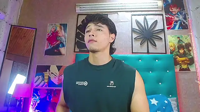 LiamAndrewzz online show from 11/06/25, 07:04