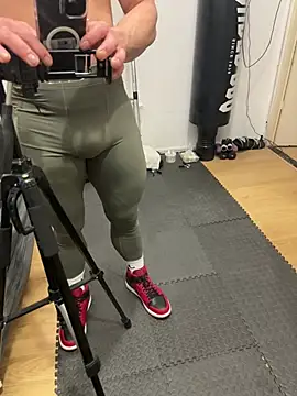 pesyelisa online show from 02/22/25, 05:02