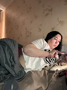 Naughtbaby 2025 online show from 02/27/26, 01:33