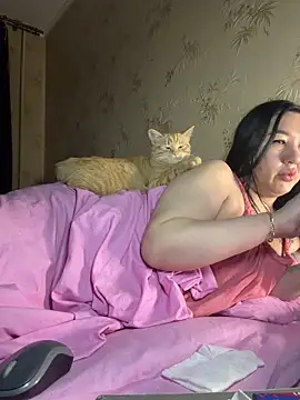 Naughtbaby 2025 online show from 04/19/26, 11:51