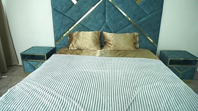 PaigePrado online show from 06/29/26, 10:15