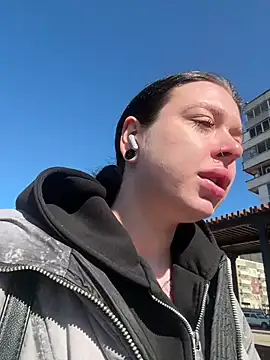 AlishaPrettyBlade online show from 04/07/26, 03:40