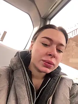 AlishaPrettyBlade online show from 04/16/26, 06:47