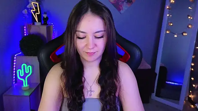 AshleySkott  online show from 02/20/25, 07:34