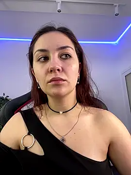 AshleySkott  online show from 10/19/25, 08:26