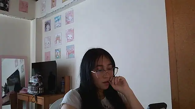 Arielle lov online show from 11/13/25, 09:14