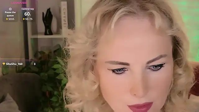 Snapshot of Sandra_Kind chatting on 07/16/26, 05:35 Sandra Kind online show from 07/16/26, 05:35