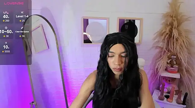 Danny Luxx online show from 02/25/25, 12:03