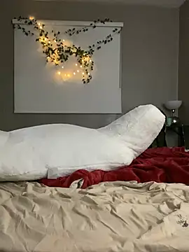 PersianCream77 online show from 02/21/25, 10:07