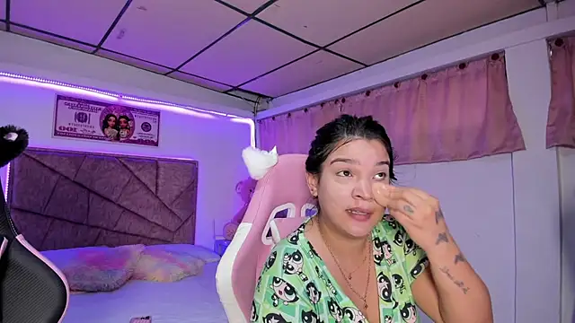 Cristal Smith20 online show from 04/07/26, 12:05