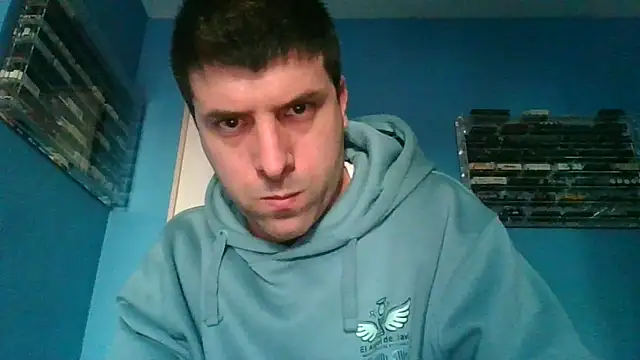 golfoyperro94 online show from 02/01/26, 04:16