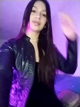 Snapshot of Nat_XxX chatting on 03/05/25, 11:38 Nat XxX online show from 03/05/25, 11:38