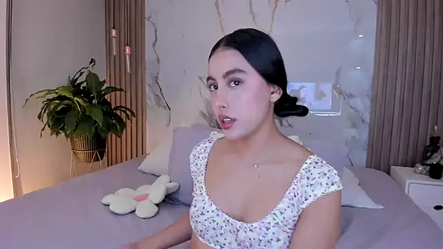 miss martiina online show from 02/15/26, 03:25